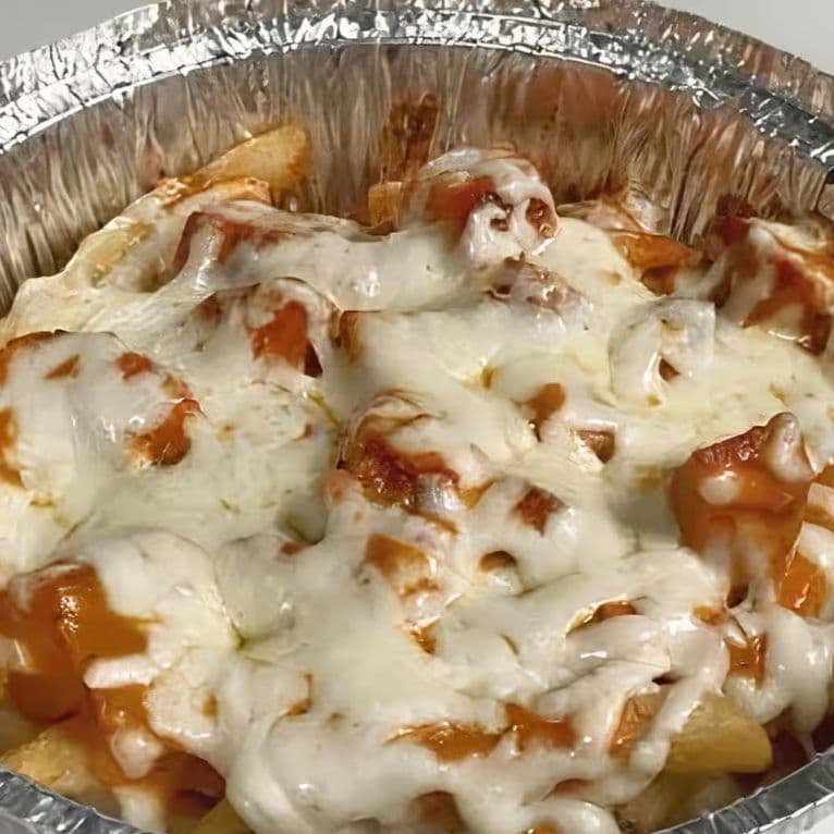 Butter Chicken Sauce Poutine